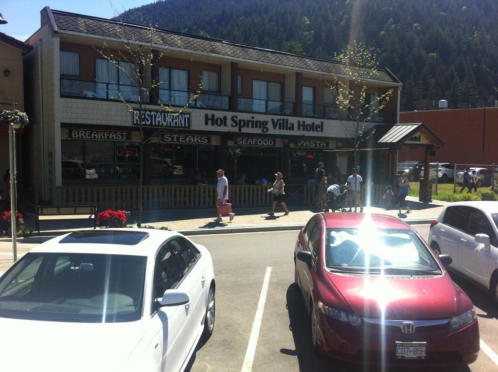 Spring Villa Hotel Harrison Hot Springs Dış mekan fotoğraf