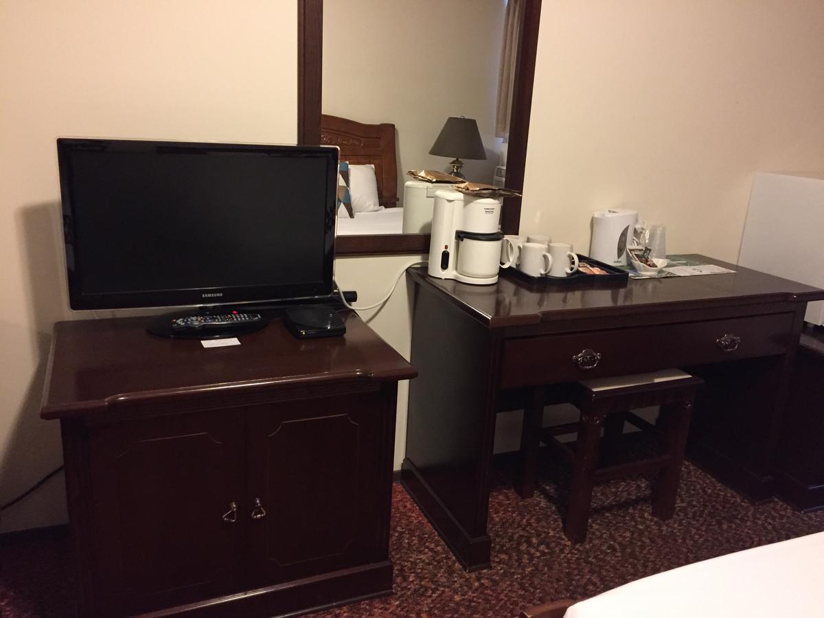 Spring Villa Hotel Harrison Hot Springs Dış mekan fotoğraf