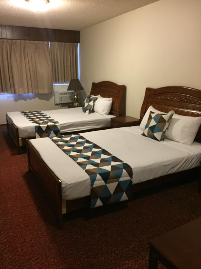 Spring Villa Hotel Harrison Hot Springs Dış mekan fotoğraf