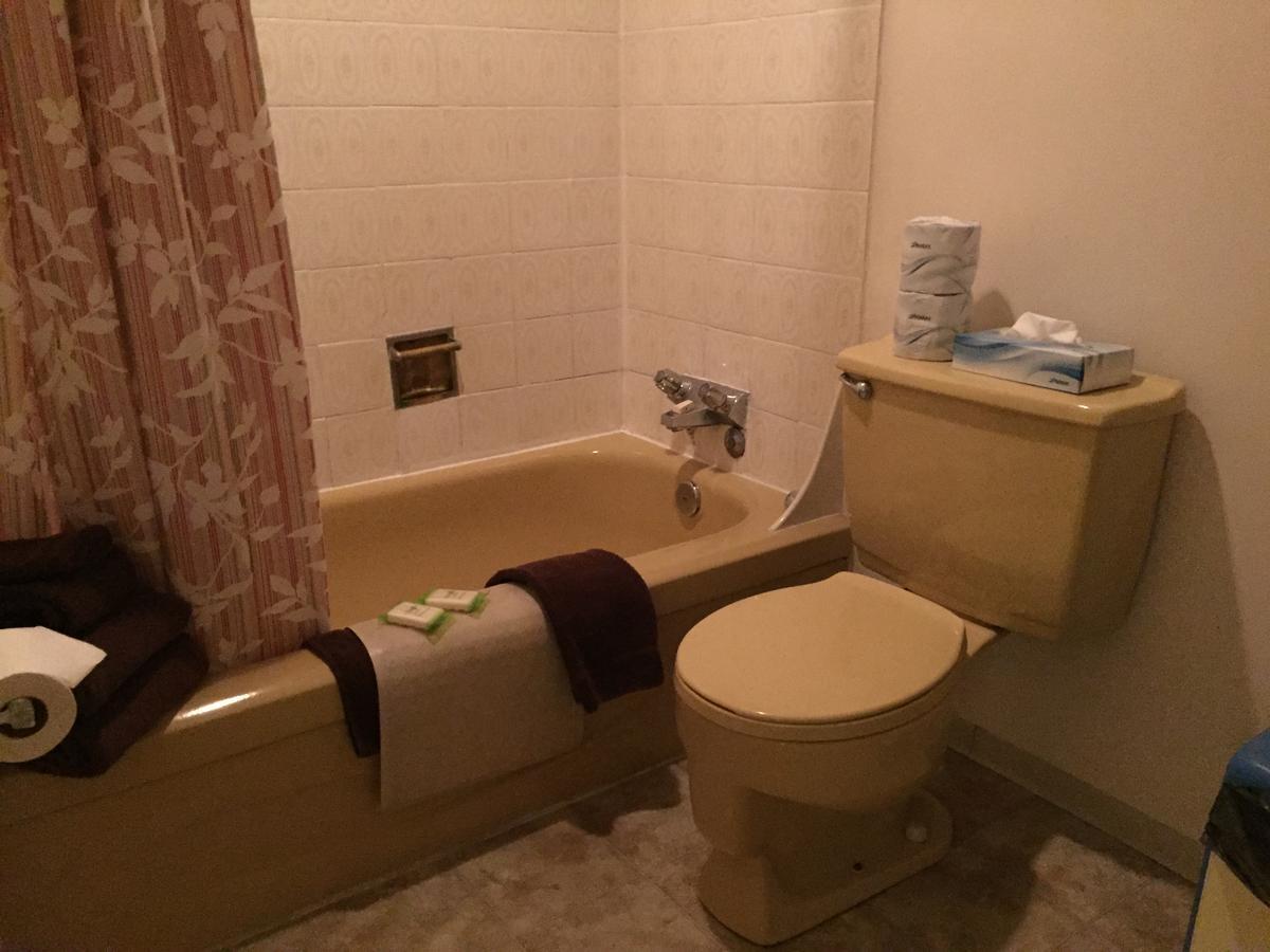 Spring Villa Hotel Harrison Hot Springs Dış mekan fotoğraf