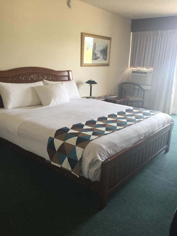 Spring Villa Hotel Harrison Hot Springs Dış mekan fotoğraf